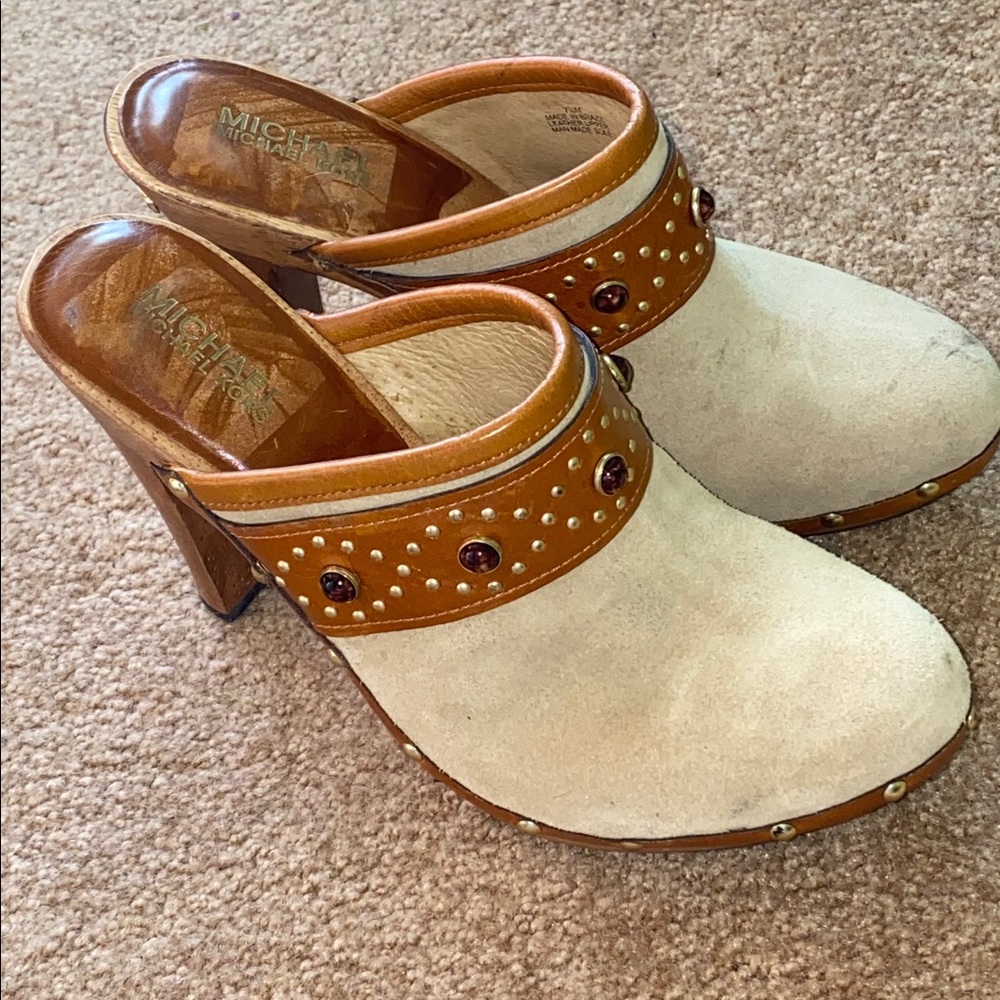 MICHAEL KORS 70s style clog heels